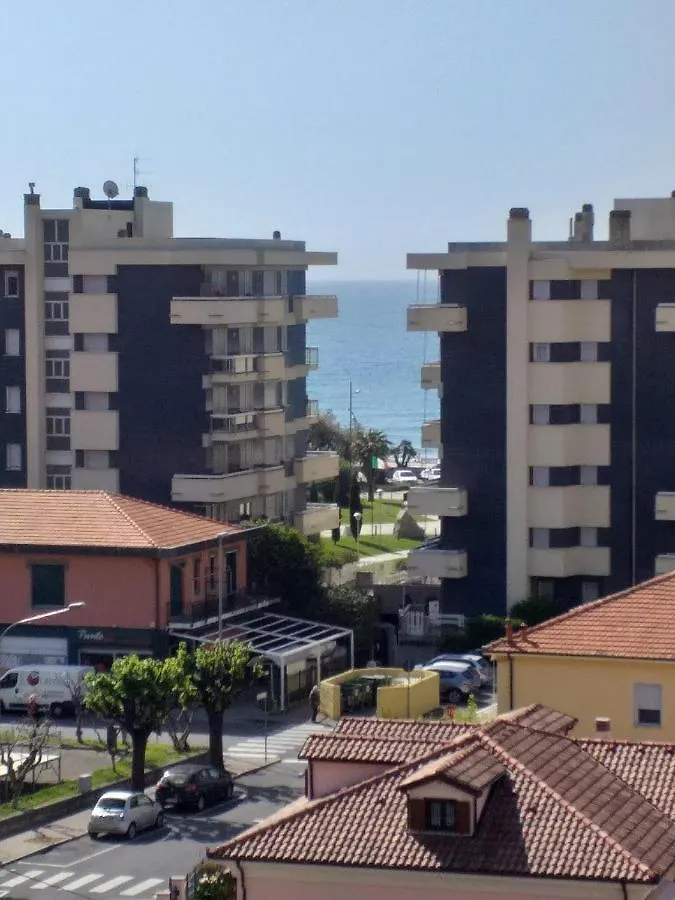Apartment Via Dei Mille 1, Centrale E Vista Mare Andora