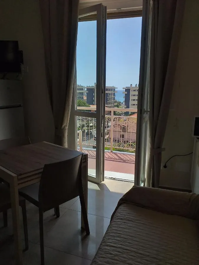 Apartment Via Dei Mille 1, Centrale E Vista Mare Andora
